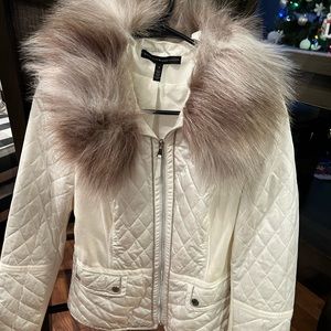 White House black market beautiful jacket with faux fur collar. NWOT. Size small